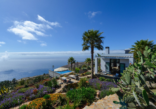 Casita Travel