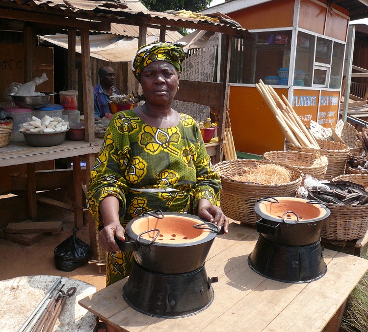 Duurzaam toerisme - Schone kookovens in Ghana