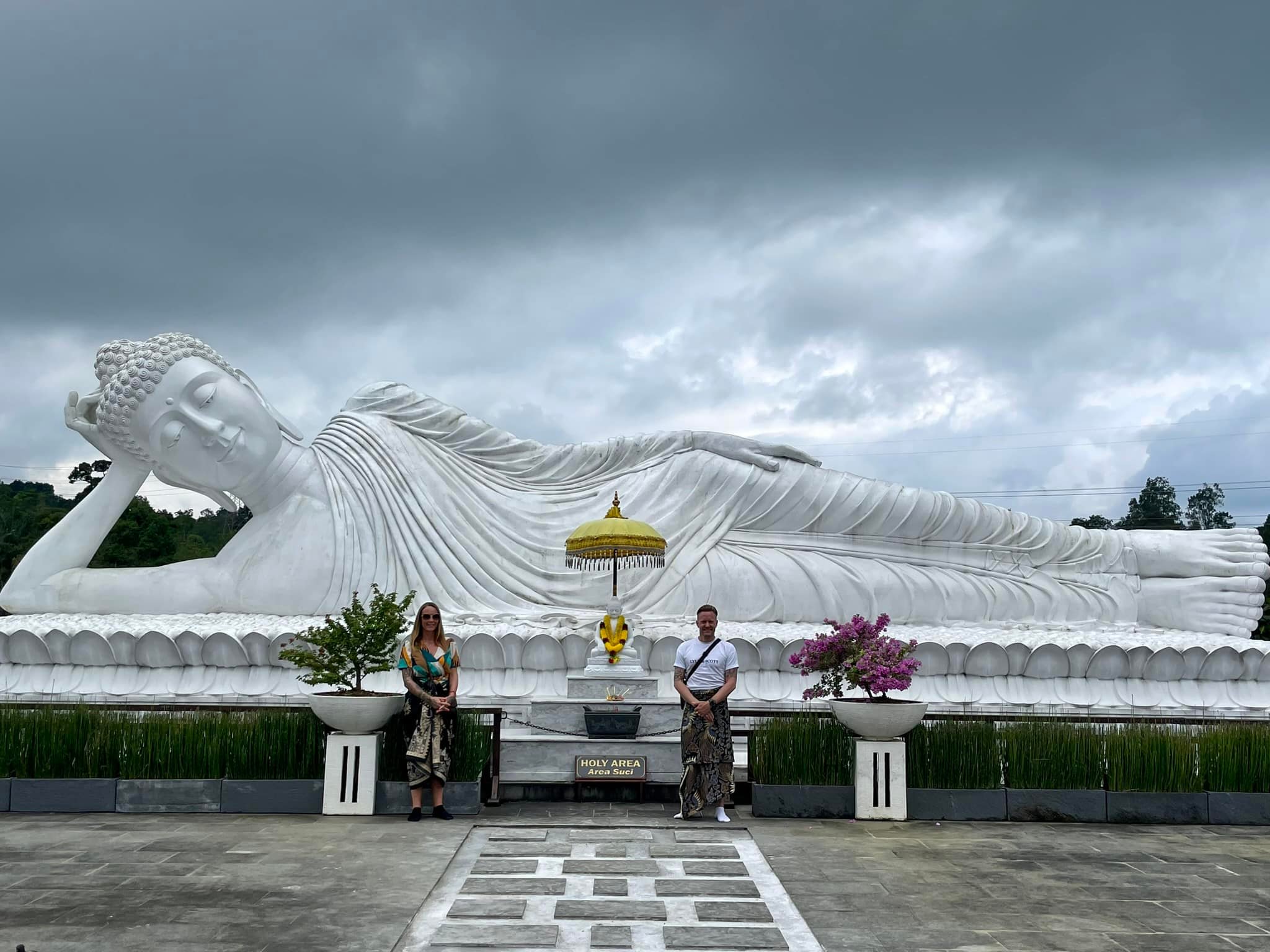 slapende boeddha Bali