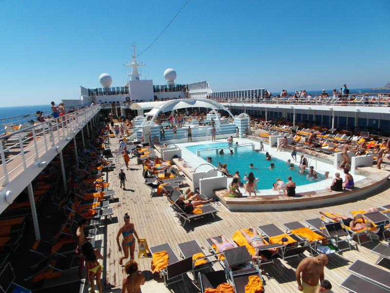 MSC Sinfonia zwembad